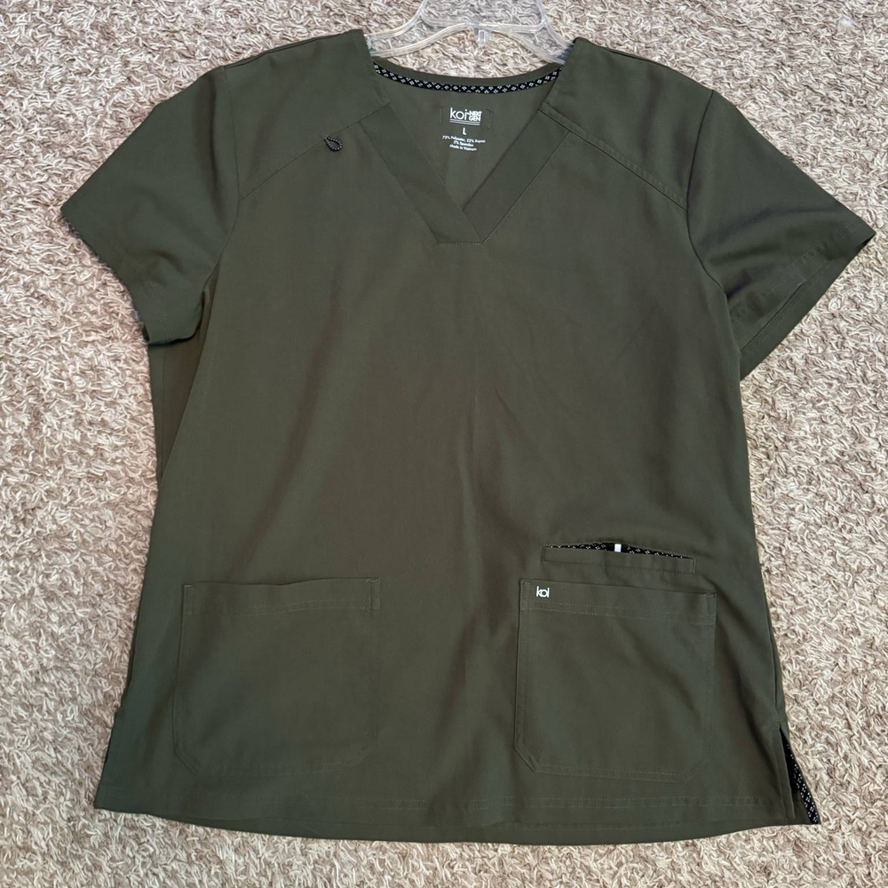 Koi Women's Olive Green Short Sleeve Top & Jogger Bottom Scrubs